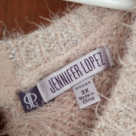 Sweater - Picture 5 of 6